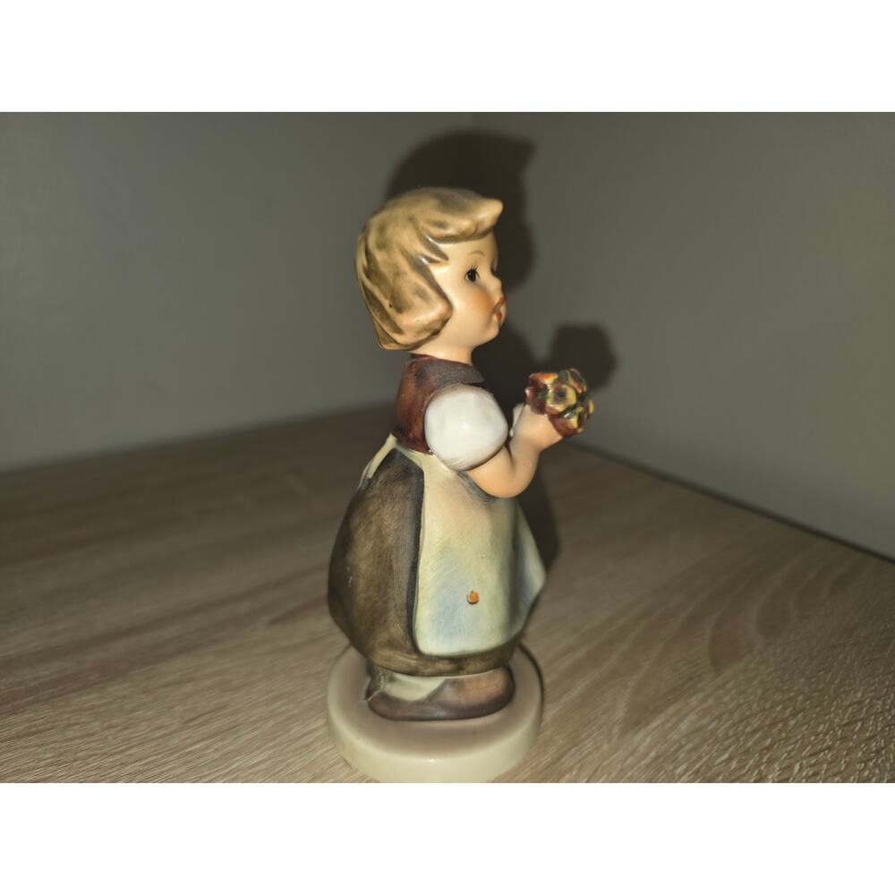 Vintage Hummel Figurine "For Mother" TMK 4 #257 5" Goebel Figure Germany‎ - Picture 2 of 7